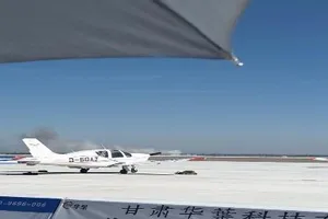 Phi công thiệt mạng khi bay trình diễn ở Trung Quốc