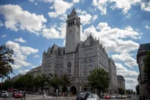 Ông Trump xây khách sạn sang trọng gần sát Nhà Trắng