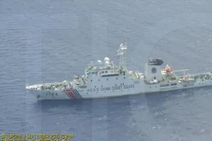 Trung Quốc quấy rối ngư dân Philippines ở Scarborough