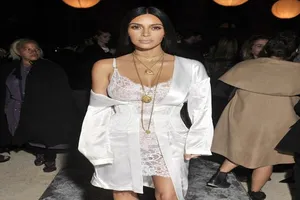 Kim ‘siêu vòng 3’ bị chĩa súng uy hiếp ở Paris