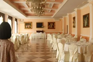 Đại sứ quán Triều Tiên ở Bulgaria phải đem cho thuê