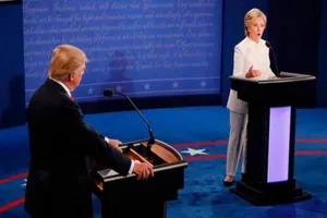 10 khoảnh khắc đáng nhớ mùa bầu cử Mỹ 2016