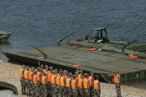 Chuyên gia Hàn Quốc sợ Bắc Kinh can thiệp quân sự