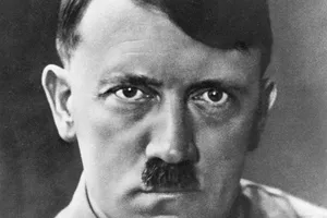 Kho báu khổng lồ của Hitler chìm dưới biển Baltic
