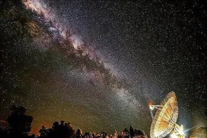 Nhà khoa học Mỹ gửi tín hiệu đến người ngoài hành tinh 