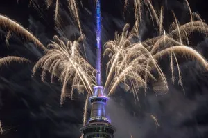 Thế giới bắt đầu bước qua năm mới