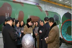 'Triều Tiên không thể gắn đầu đạn hạt nhân vào tên lửa'