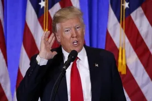 Trump muốn Nga cắt giảm hạt nhân mới được gỡ cấm vận