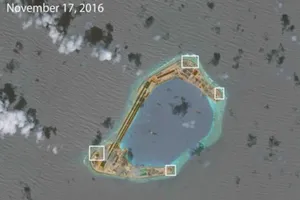 Philippines chỉ trích Trung Quốc lắp vũ khí ở biển Đông