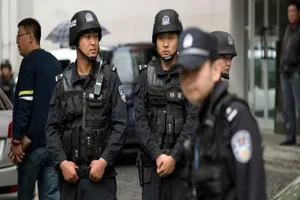 Trung Quốc điều thêm hàng trăm quân đến Tân Cương