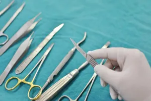 Phẫu thuật 'của quý' thất bại, mafia 70 tuổi trả thù