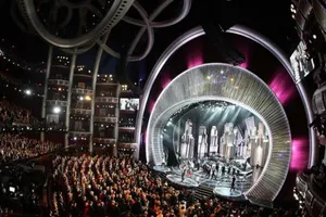 Sân khấu Oscar sụp trước thềm lễ trao giải