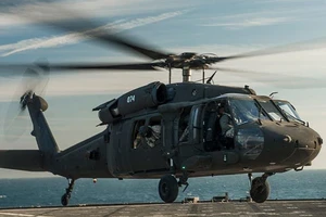 5 trực thăng cùng 50 lính không quân Mỹ tới Latvia 
