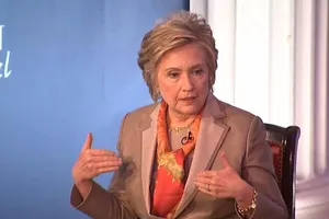 Bà Clinton kêu gọi đàm phán cẩn trọng với Triều Tiên