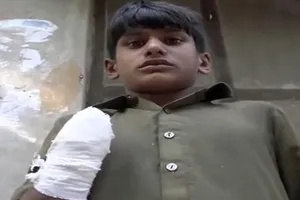 Cậu bé 13 tuổi bị bà chủ chặt tay vì đòi tiền lương