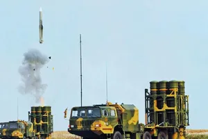 Trung Quốc đưa thêm tên lửa HQ-9 tới Bắc biển Đông