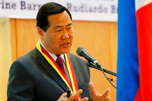 Thẩm phán Philippines dọa kiện Trung Quốc lần nữa