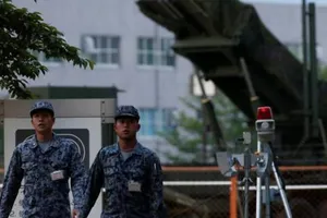 Nhật tính mua tên lửa, Trung Quốc liền cảnh báo