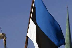 Estonia trục xuất 2 nhà ngoại giao Nga