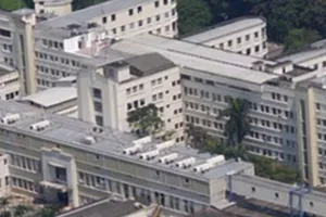 Bác sĩ thiệt mạng do bị y tá ngã từ tầng 6 rơi trúng