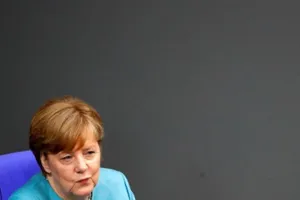 Thủ tướng Đức cảnh báo ông Trump trước G20