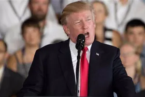 Ông Trump gửi thông điệp ‘100.000 tấn’ tới thế giới