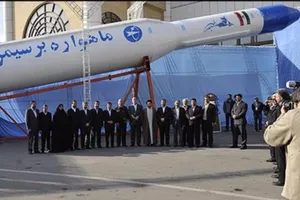 Iran phóng thành công tên lửa mang theo vệ tinh 