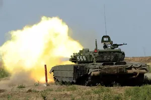 Đạn pháo bay chệch hướng phát nổ, 1 lính Nga thiệt mạng