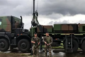 Nga tập trận rầm rộ với Belarus, NATO báo động