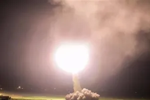 Iran sở hữu ‘bom cha’ đánh bại siêu bom 10 tấn của Mỹ