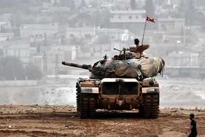 Lực lượng người Kurd phá hủy 5 xe tăng Thổ Nhĩ Kỳ