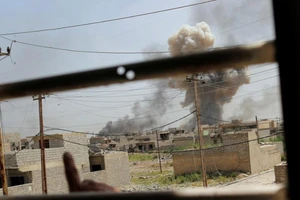 Liên quân Mỹ ném bom nhầm, 11 sĩ quan Iraq thiệt mạng