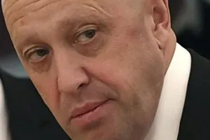 Mỹ buộc tội 13 công dân Nga can thiệp bầu cử