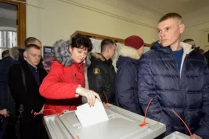 Hôm nay người Nga đi bầu tổng thống