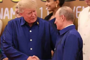 Ông Trump giận dữ, nghi Nhà Trắng có 'nội gián'