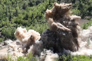 Video đường hầm hạt nhân Triều Tiên tan hoang sau khi kích nổ