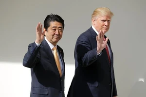 Ông Trump dọa gửi 25 triệu người Mexico sang Nhật