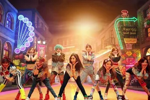 Triều Tiên trị thẳng tay người mặc váy ngắn, nhảy kiểu Hàn