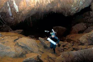 Lượng ôxy trong hang đội bóng Thái Lan mắc kẹt sắp cạn kiệt