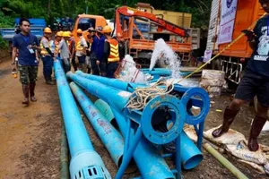 Thái Lan sơ tán hiện trường, chuẩn bị giải cứu đội bóng