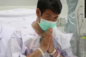 Đội bóng nhí Thái Lan sẽ đi tu tưởng nhớ thợ lặn tử nạn