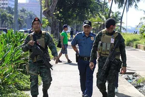 Nghi Abu Sayyaf đánh bom xe ở Philippines, 6 người chết