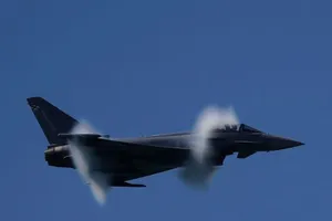 Tiêm kích NATO phóng nhầm tên lửa sát biên giới Nga