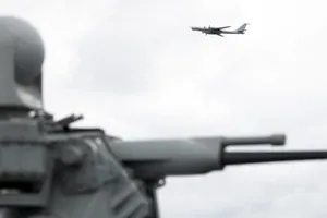 Máy bay Nga bất ngờ xuất hiện trong cuộc tập trận của NATO