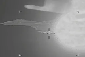 Mỹ công bố video tố Su-27 của Nga chặn máy bay trinh sát