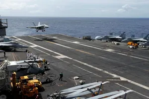 Máy bay chiến đấu F/A-18 của Mỹ rơi xuống biển Philippines