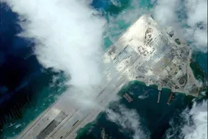 Mỹ cảnh báo 'Vạn lý Trường thành tên lửa' của TQ ở biển Đông