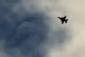 Syria tố liên quân Mỹ nã tên lửa vào vị trí quân đội chính phủ