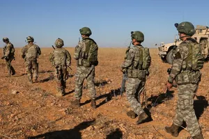 Nhóm binh sĩ Mỹ đầu tiên rút khỏi Syria