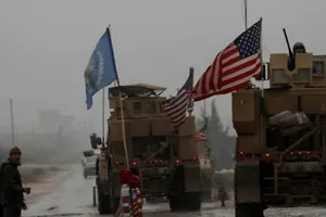 Mỹ bắt đầu rút khí tài quân sự khỏi Syria